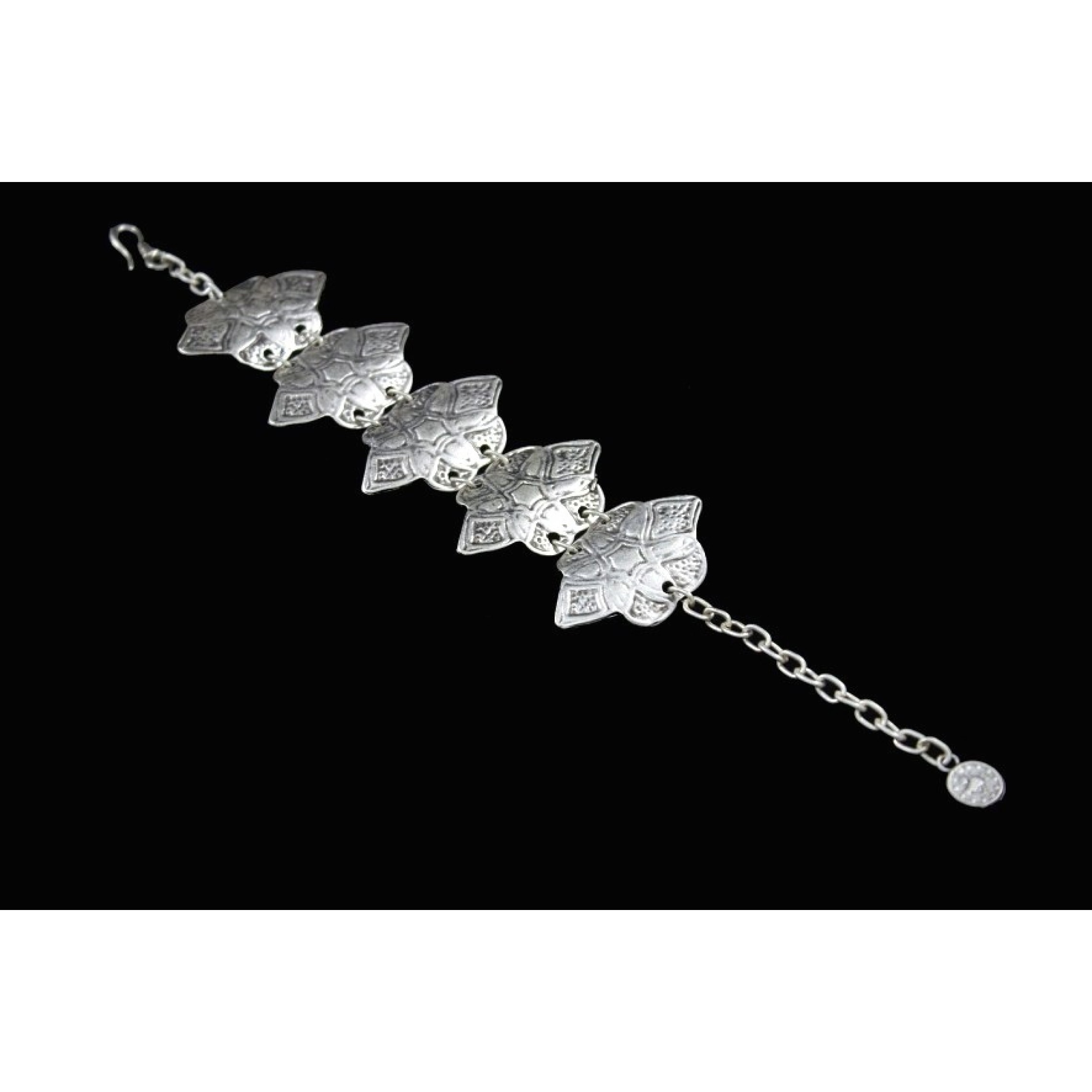 AB-020 - Silver Plated Zamac/Pewter Bracelet