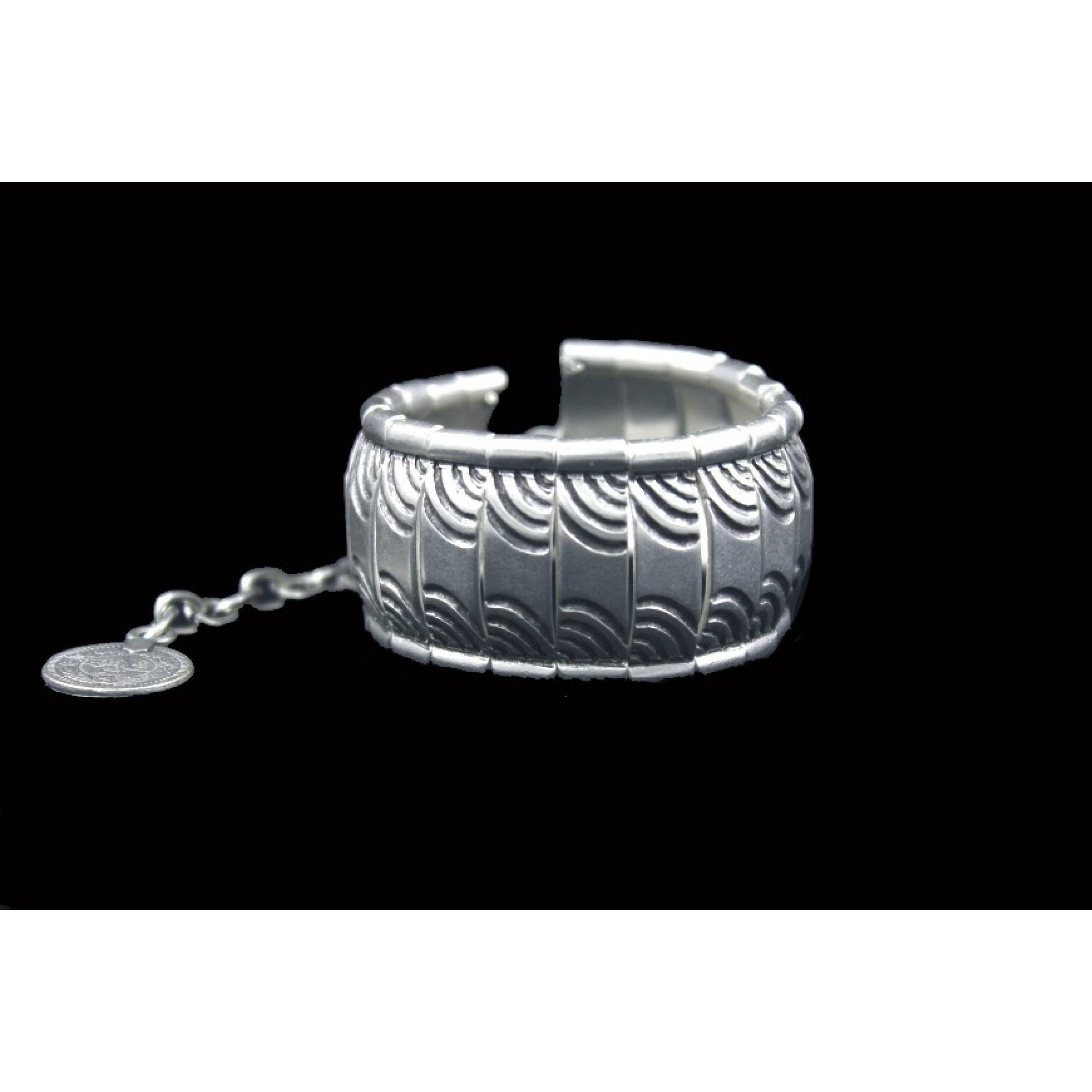 AB-050 - Silver Plated Zamac/Pewter Bracelet