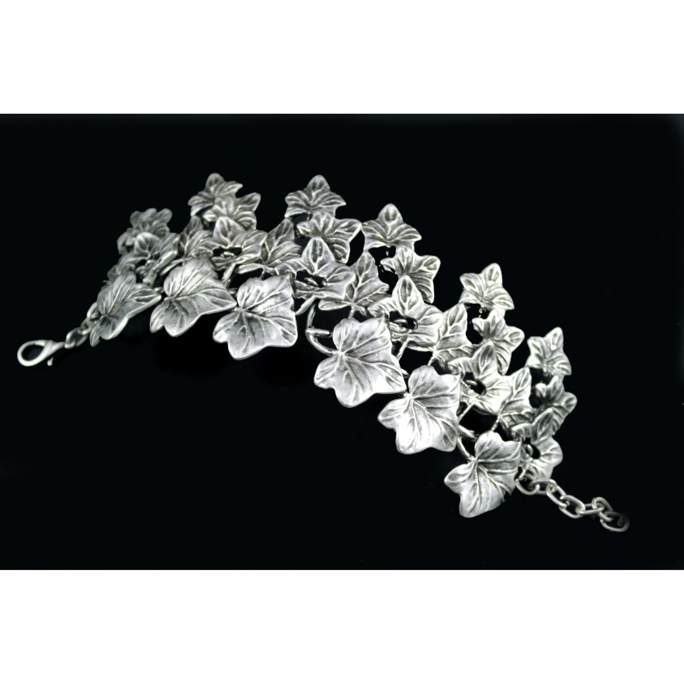 AB-118 - Silver Plated Zamac/Pewter Bracelet