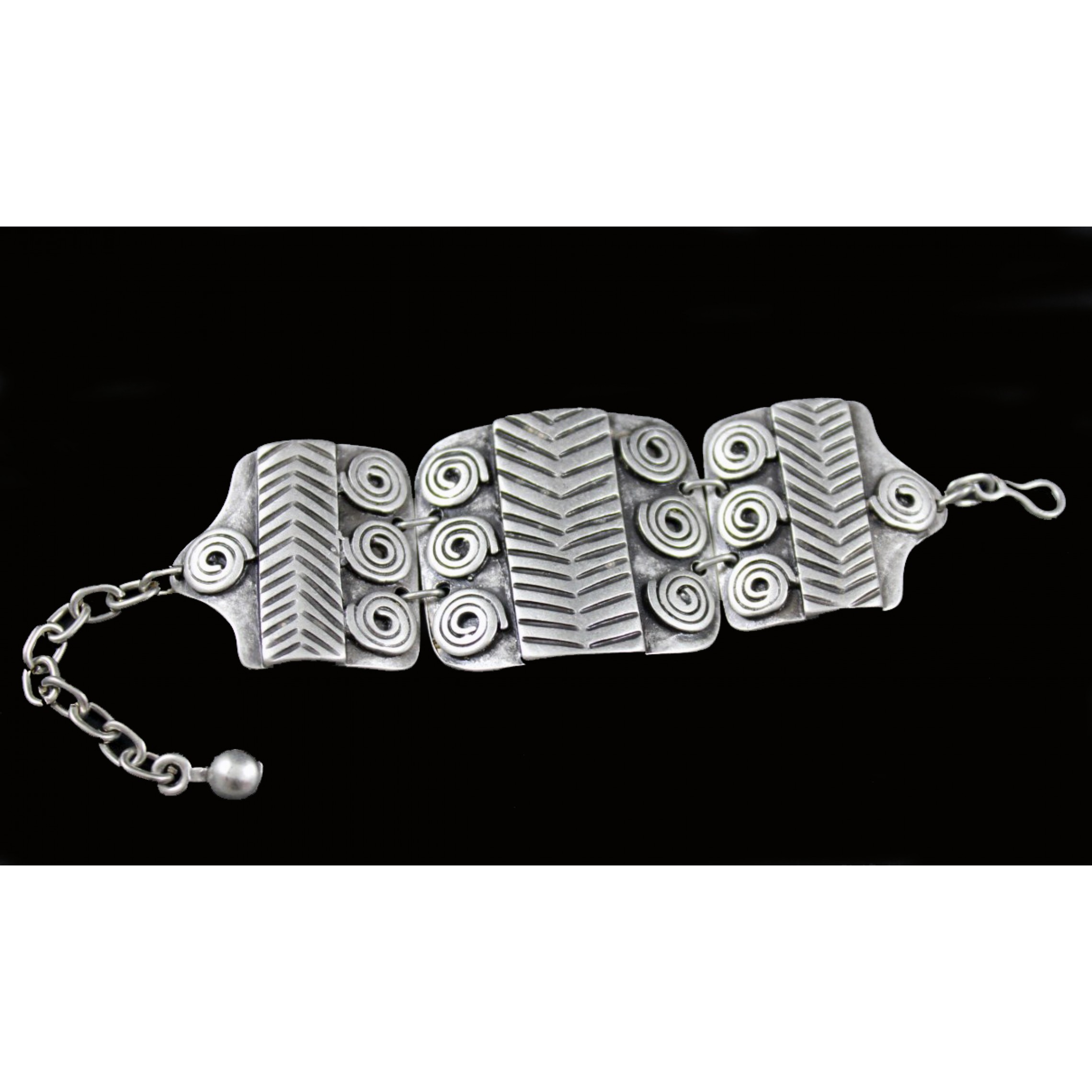 AB-127 - Silver Plated Zamac/Pewter Bracelet
