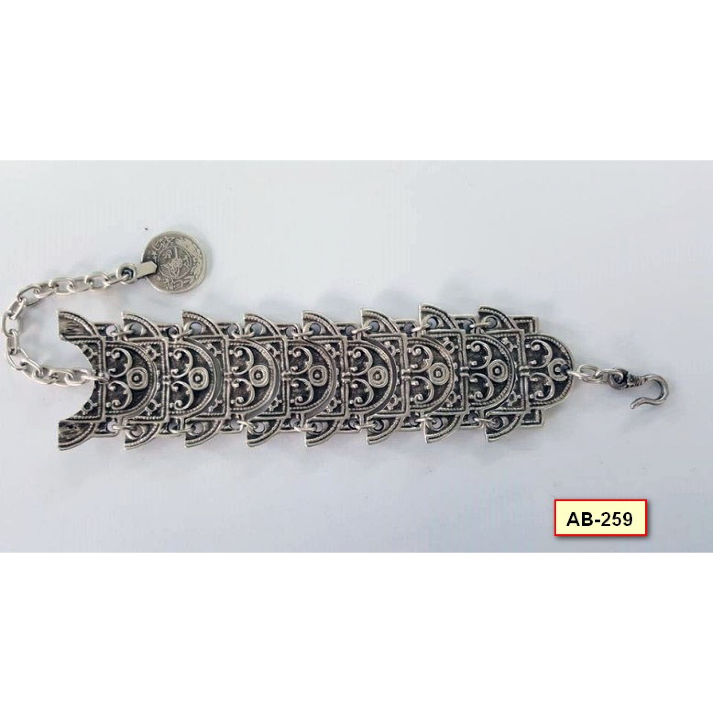 AB-259 - Silver Plated Zamac/Pewter Bracelet