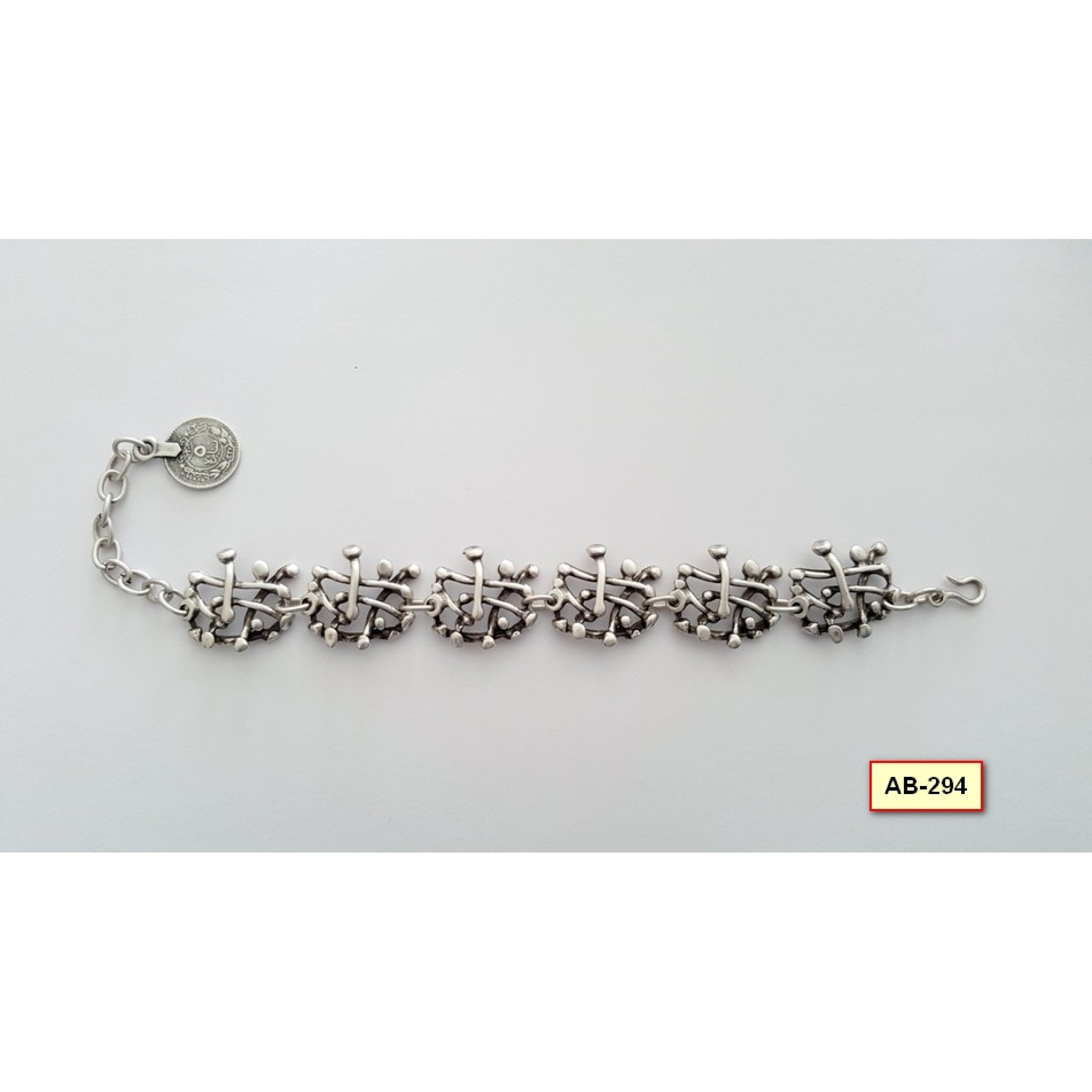 AB-294 - Silver Plated Zamac/Pewter Bracelet