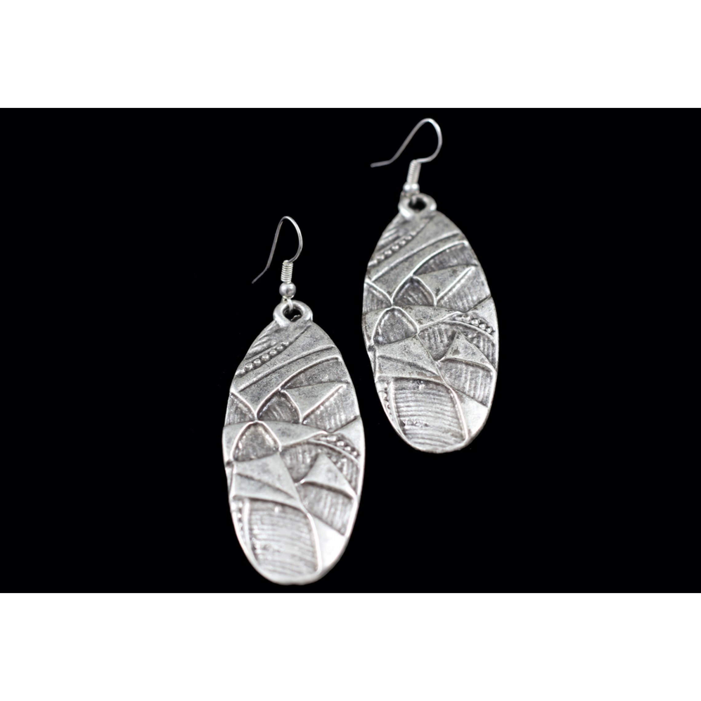 AE-079 - Silver Plated Zamac/Pewter Earrings