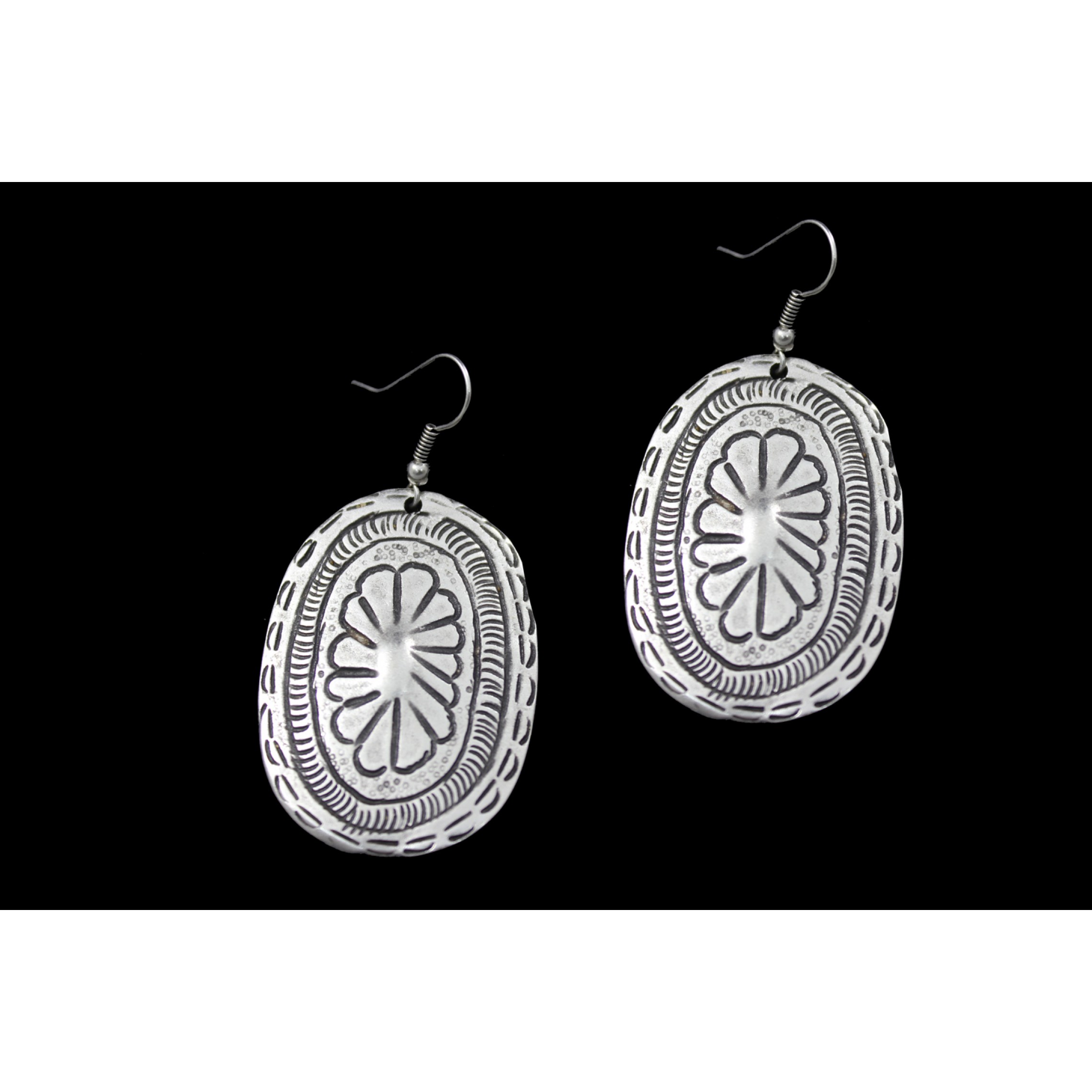 AE-092 - Silver Plated Zamac/Pewter Earrings