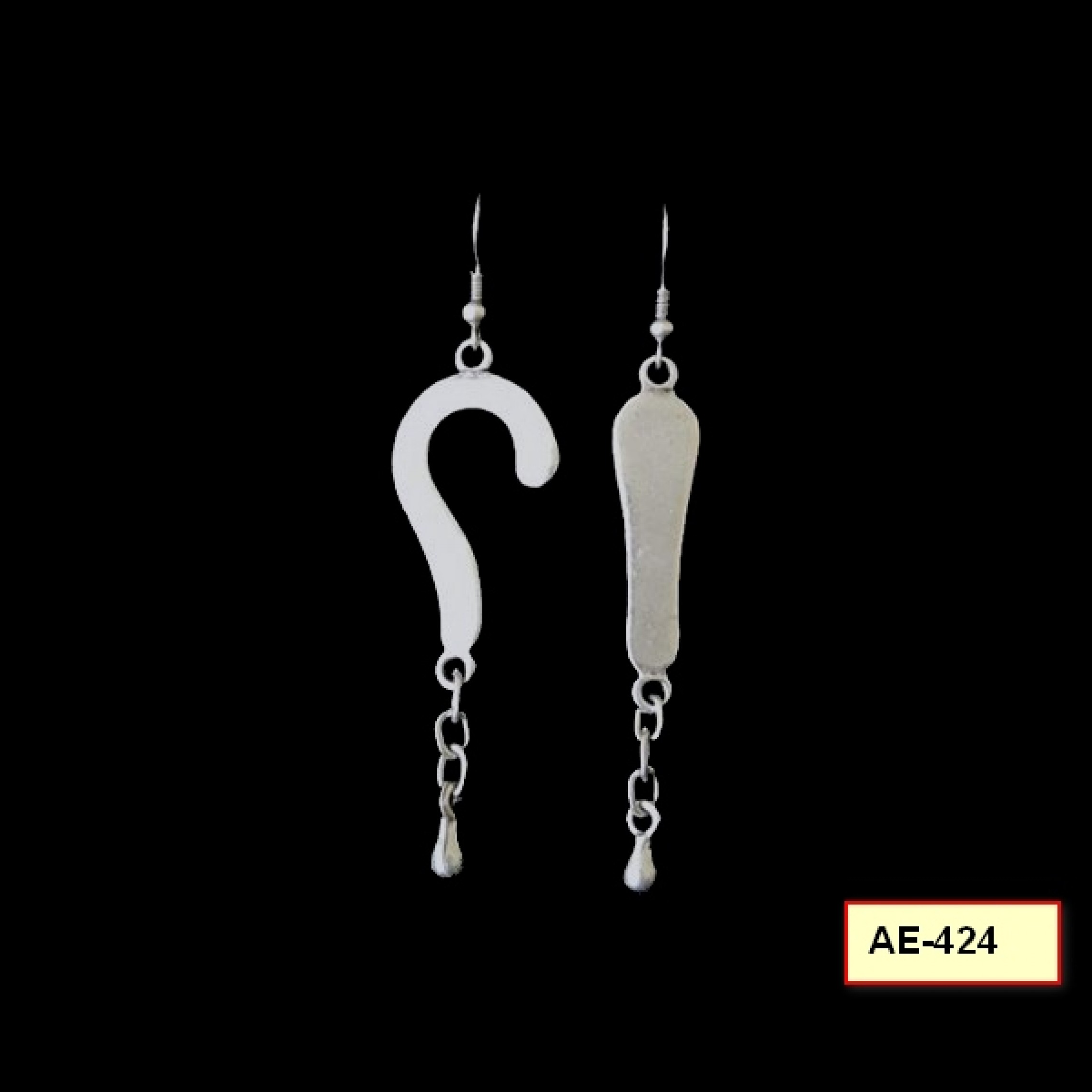 AE-424 - Silver Plated Zamac/Pewter Earrings
