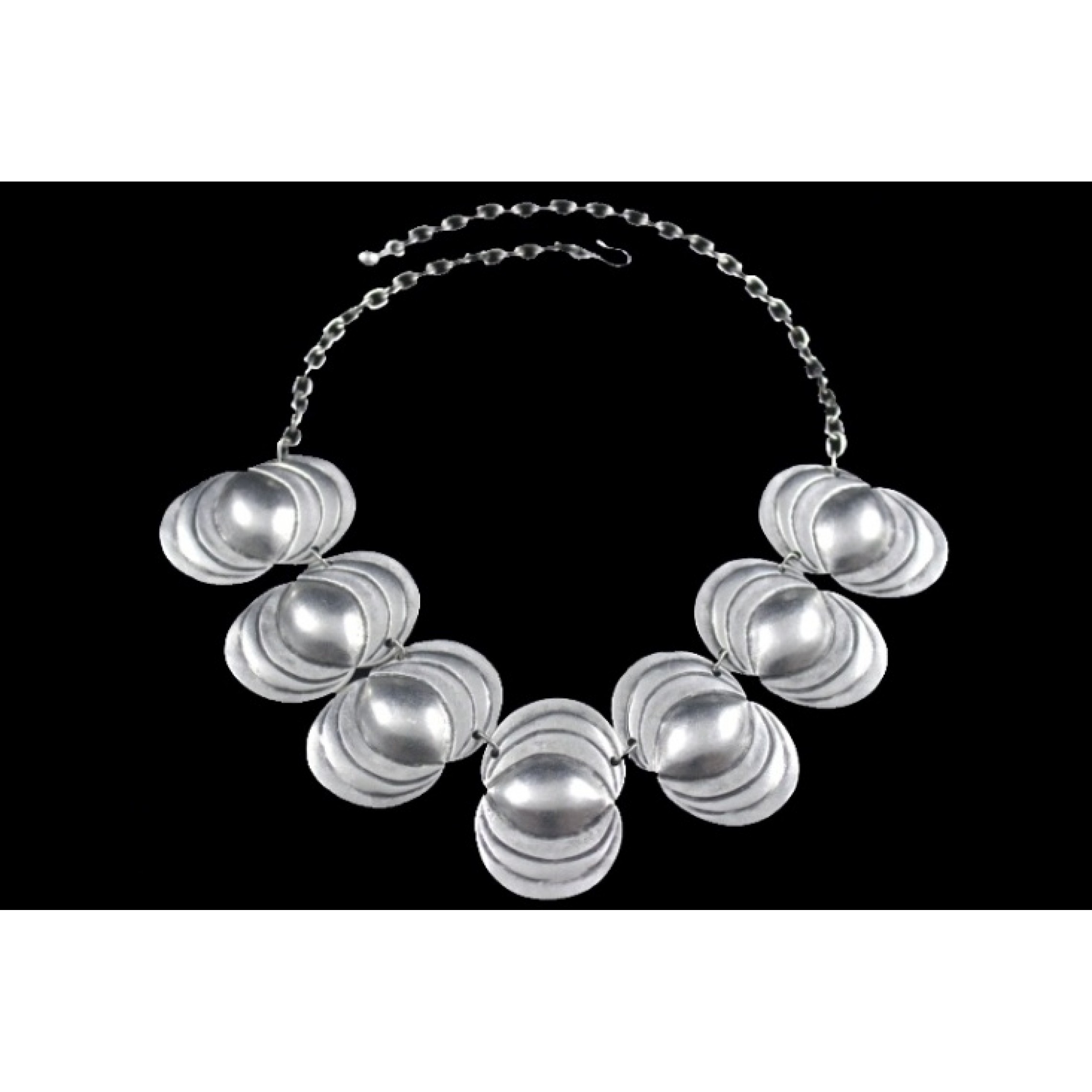 AN-031 - Silver Plated Zamac/Pewter Necklace