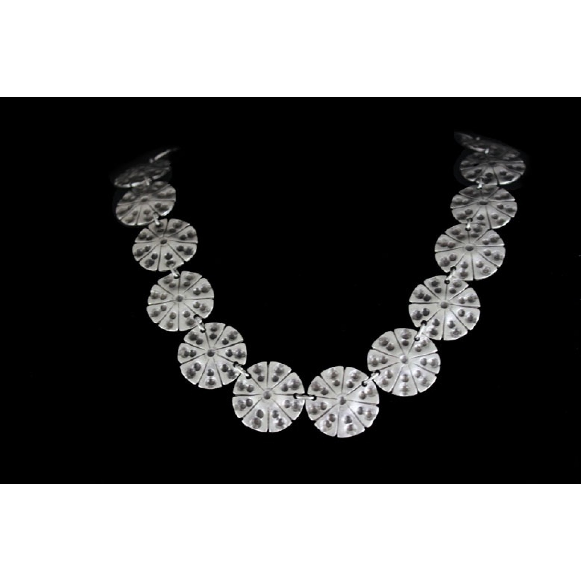 AN-142 - Silver Plated Zamac/Pewter Necklace