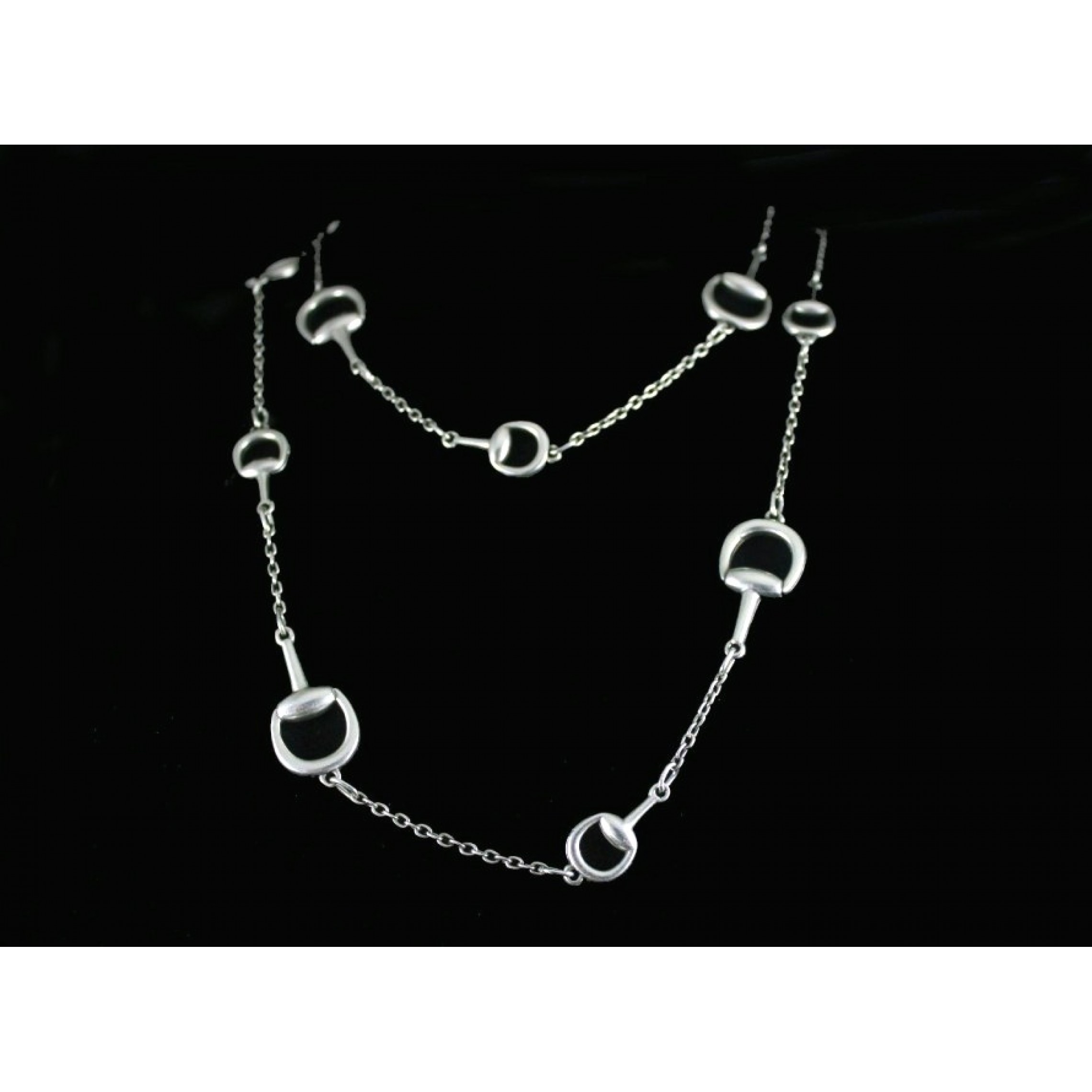 AN-155 - Silver Plated Zamac/Pewter Necklace