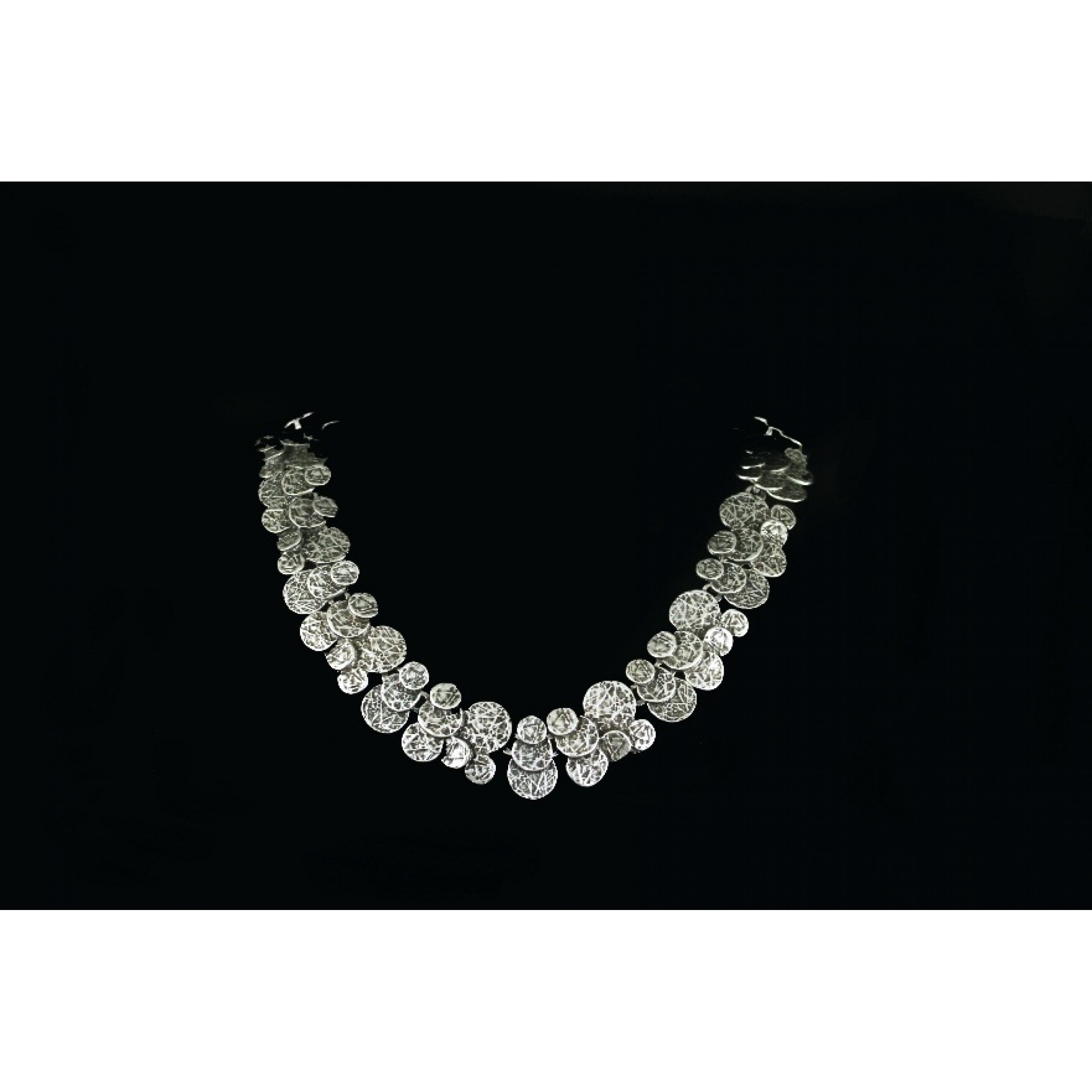 AN-158 - Silver Plated Zamac/Pewter Necklace