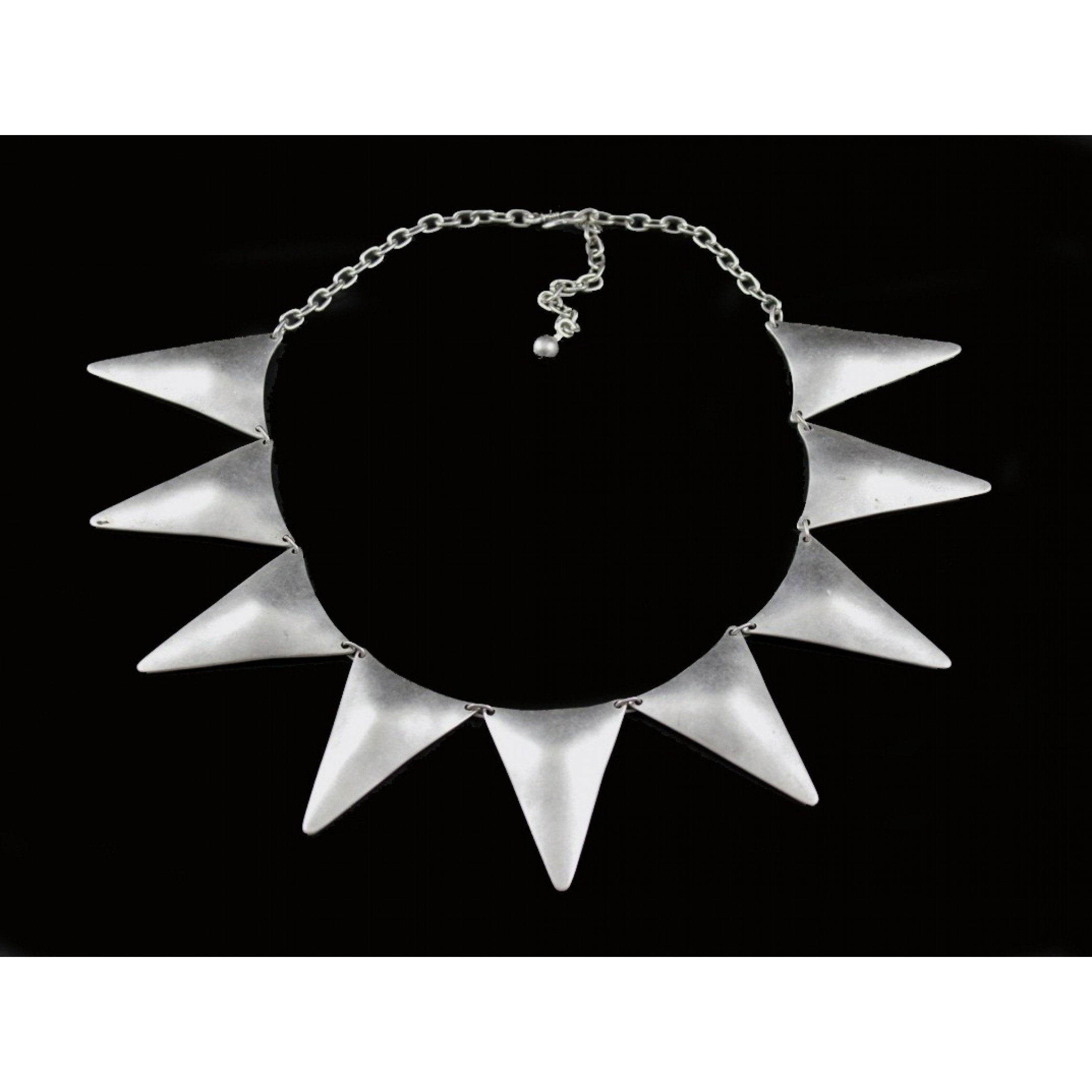 AN-170 - Silver Plated Zamac/Pewter Necklace