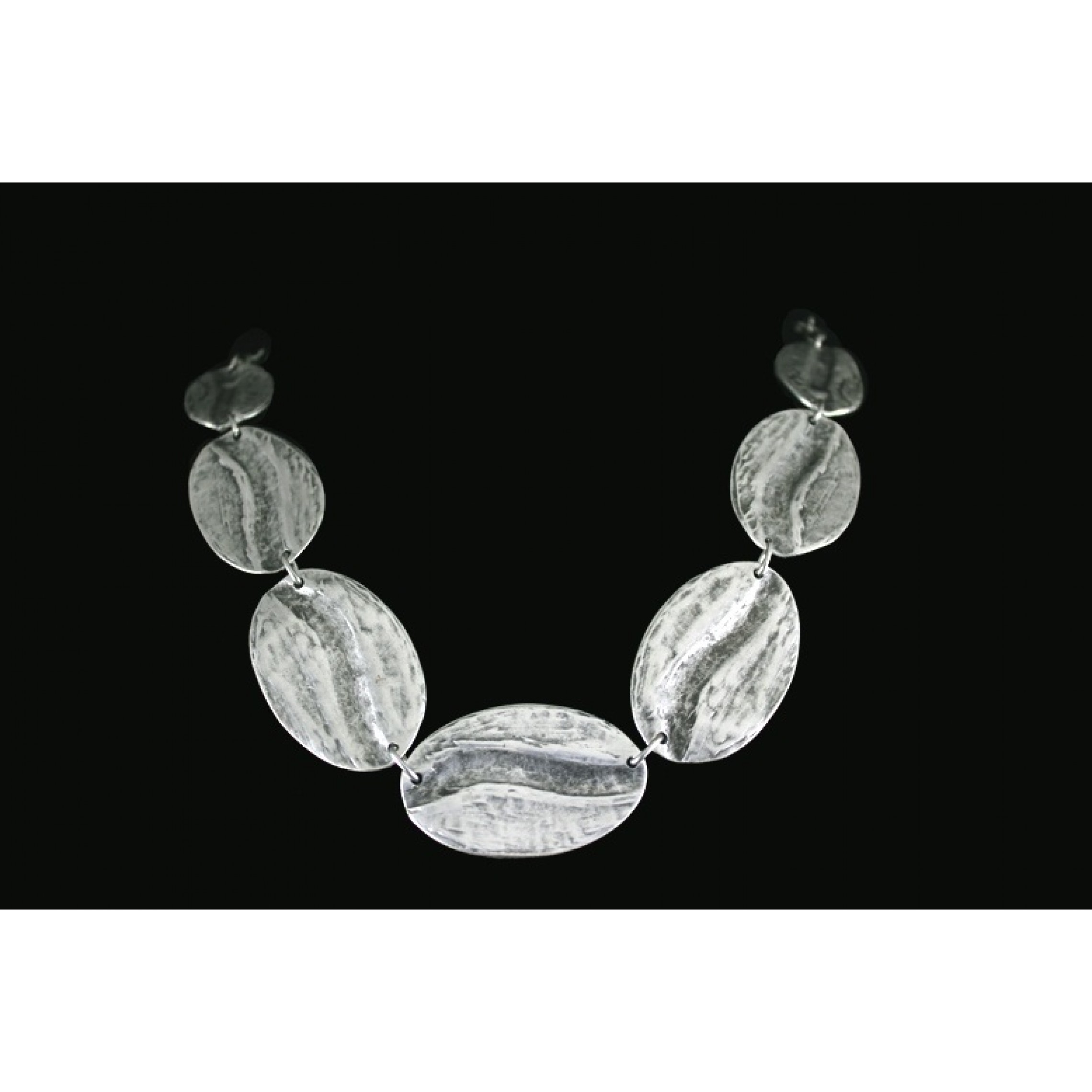 AN-204 - Silver Plated Zamac/Pewter Necklace