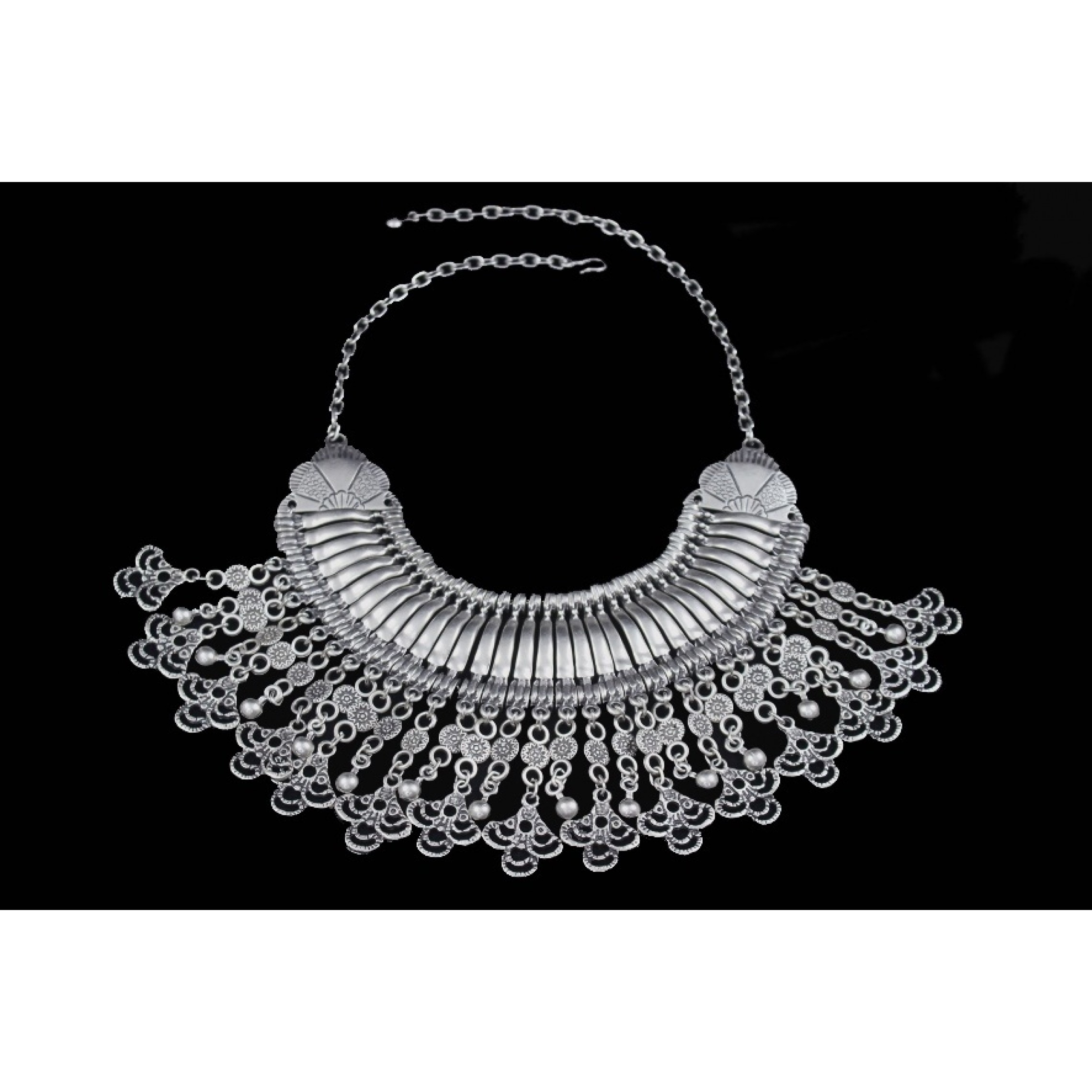 AN-252 - Silver Plated Zamac/Pewter Necklace