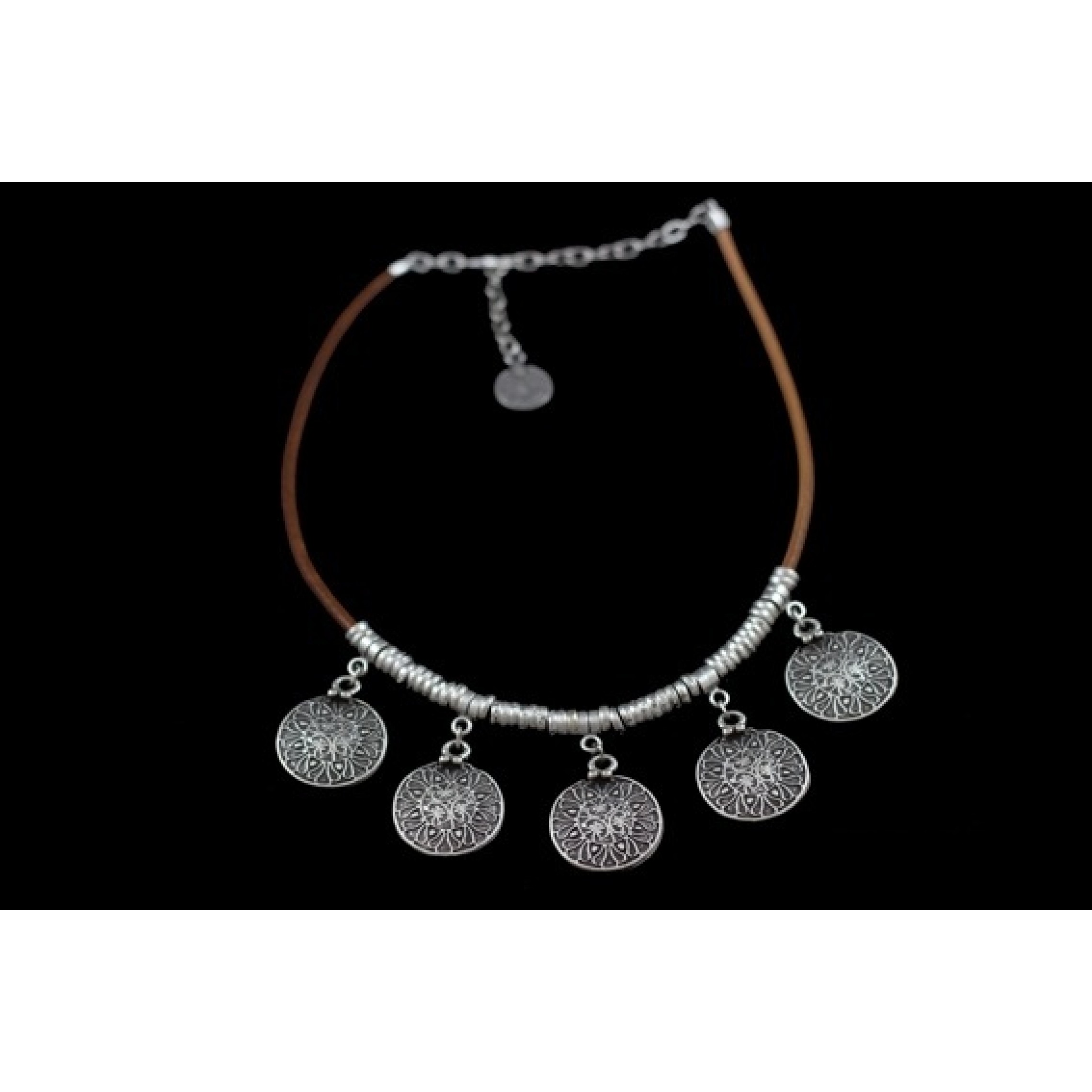 AN-277 - Silver Plated Zamac/Pewter Necklace