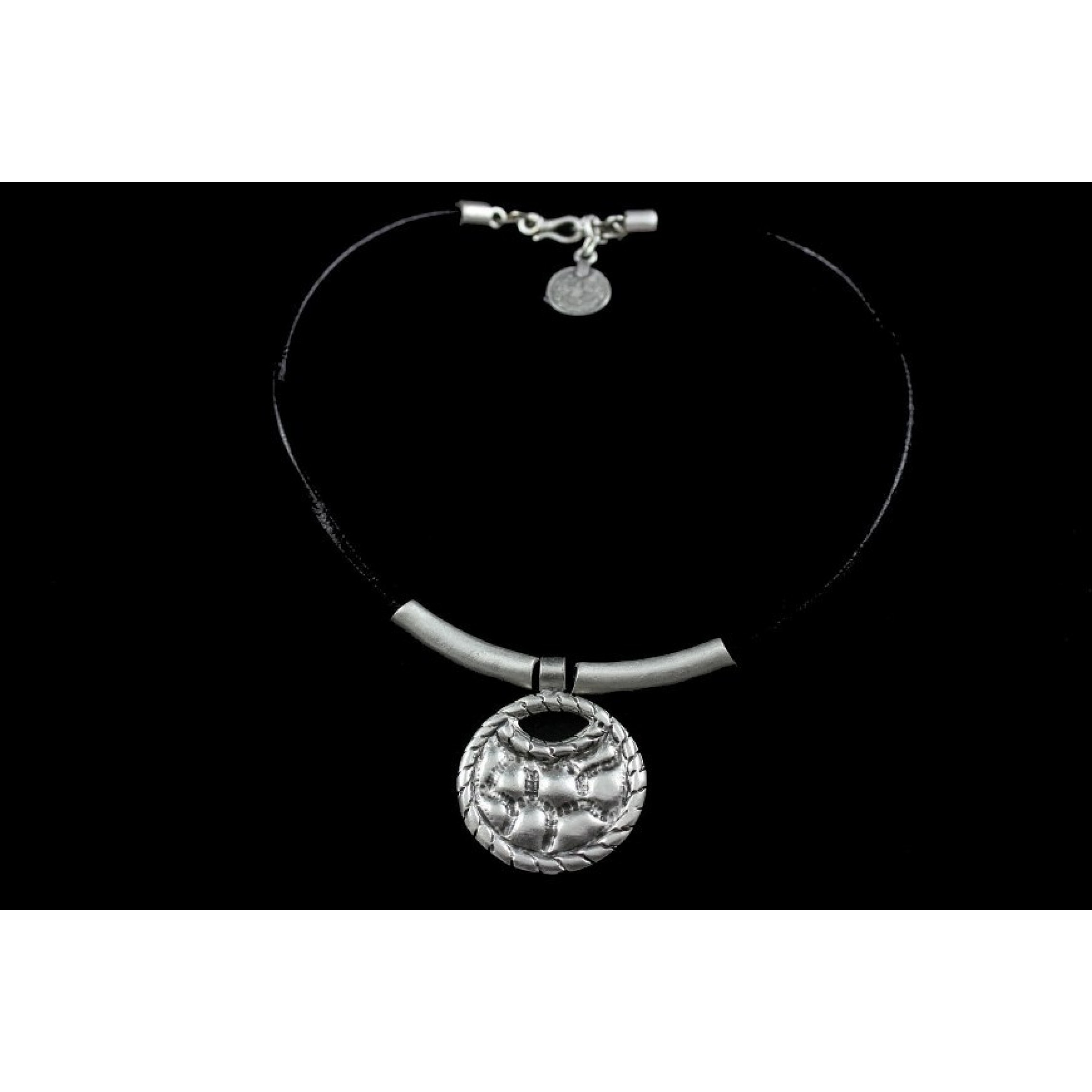 AN-295 - Silver Plated Zamac/Pewter Necklace