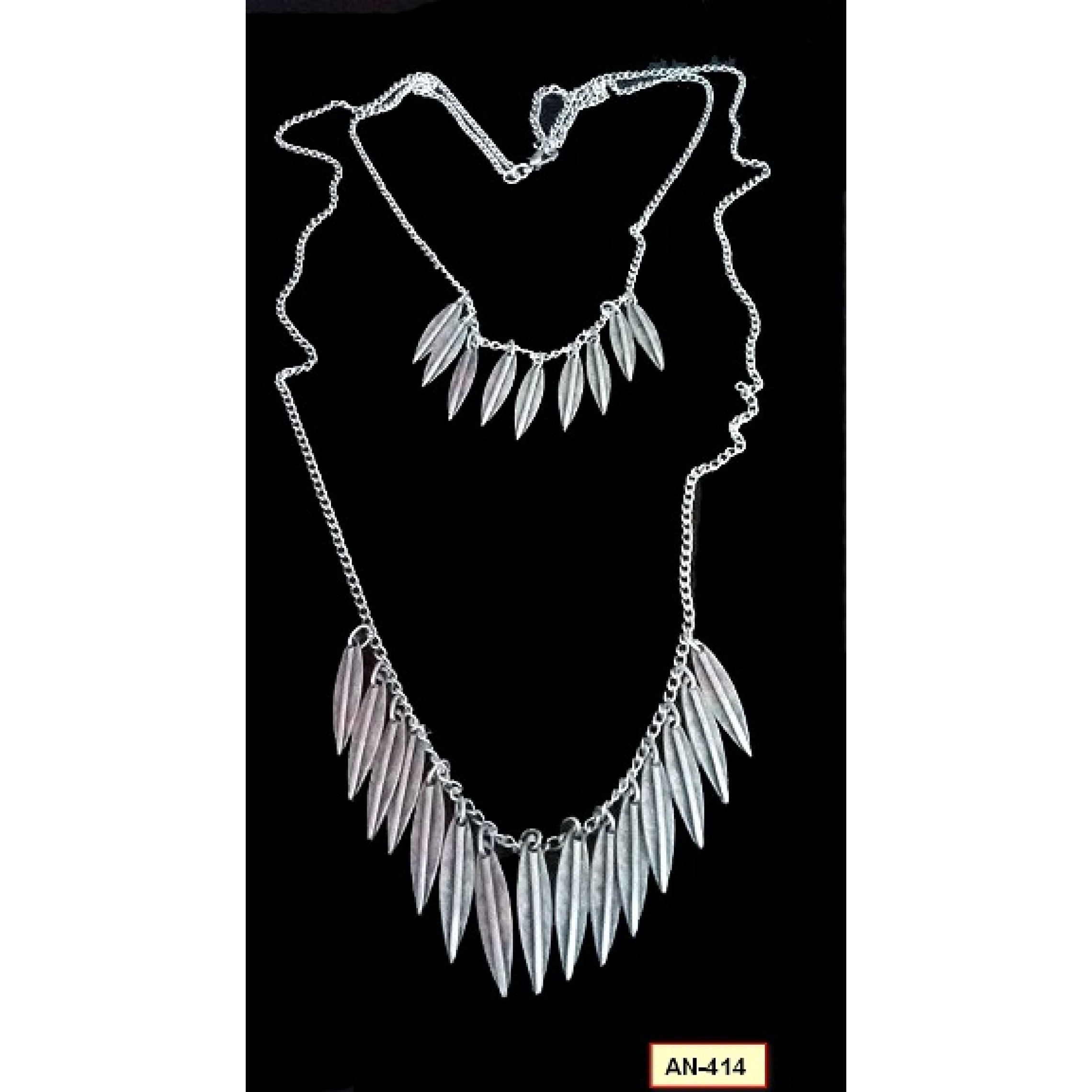 AN-414 - Silver Plated Zamac/Pewter Necklace