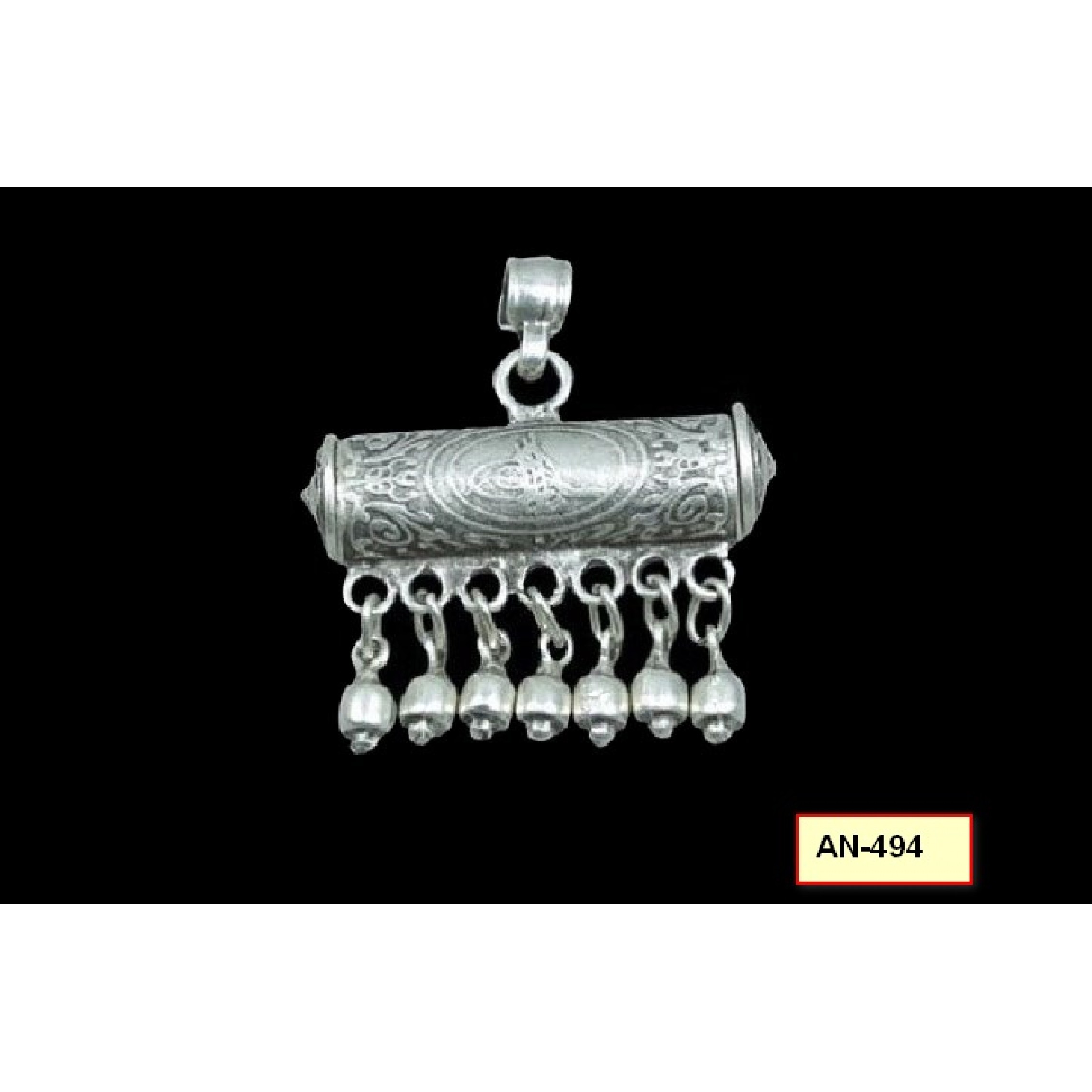 AN-494 - Silver Plated Zamac/Pewter Pendant