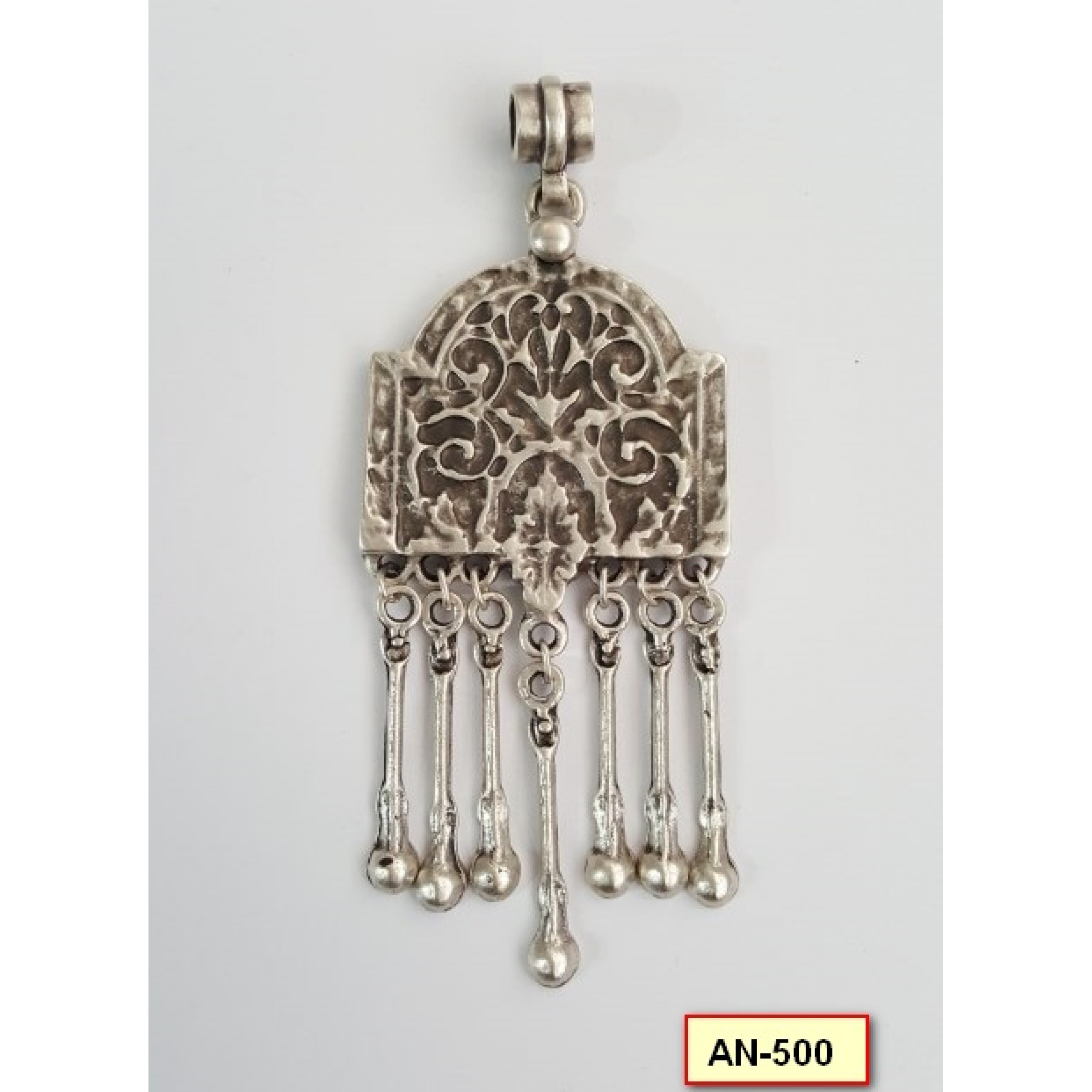 AN-500 - Silver Plated Zamac/Pewter Pendant