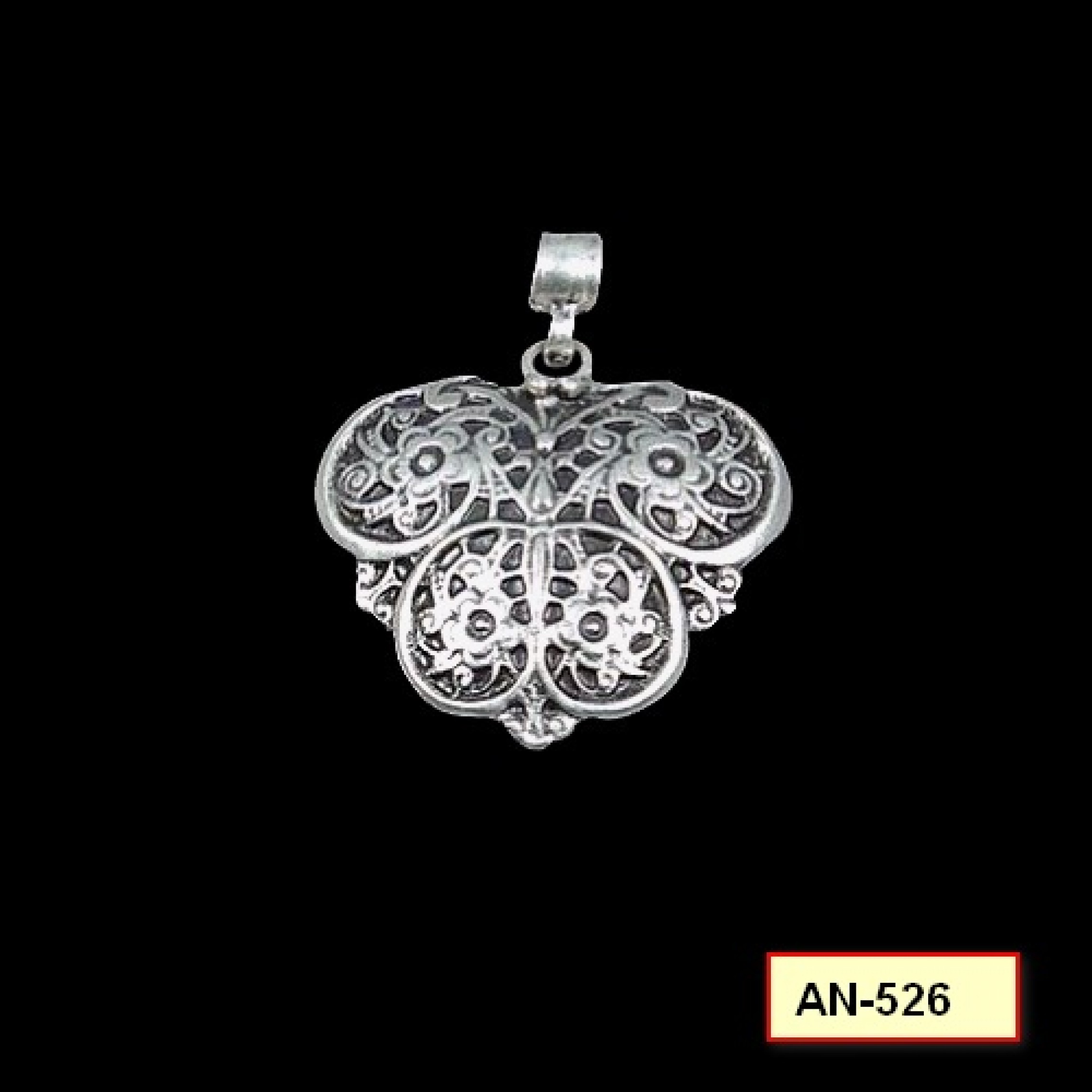 AN-526 - Silver Plated Zamac/Pewter Pendant