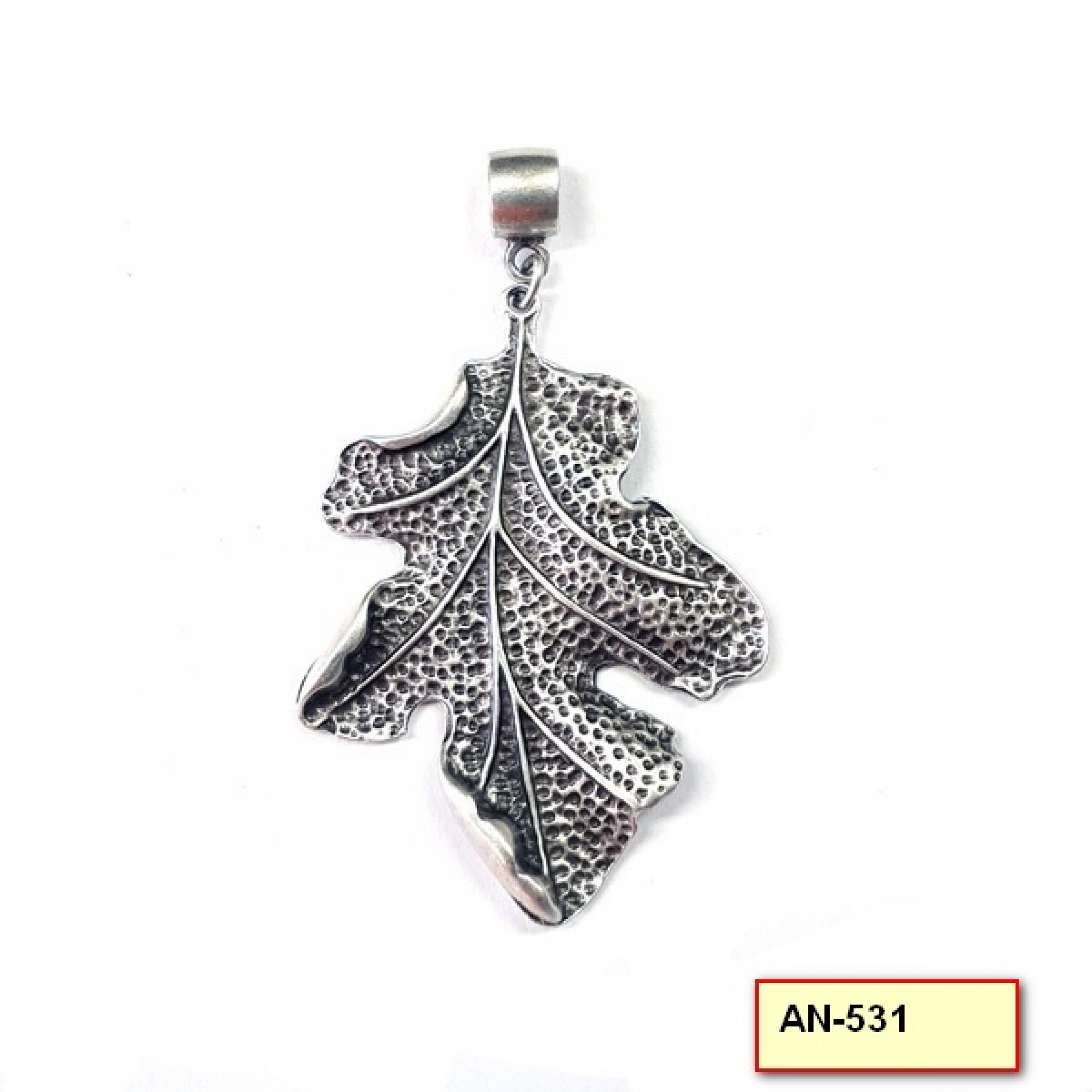 AN-531 - Silver Plated Zamac/Pewter Pendant