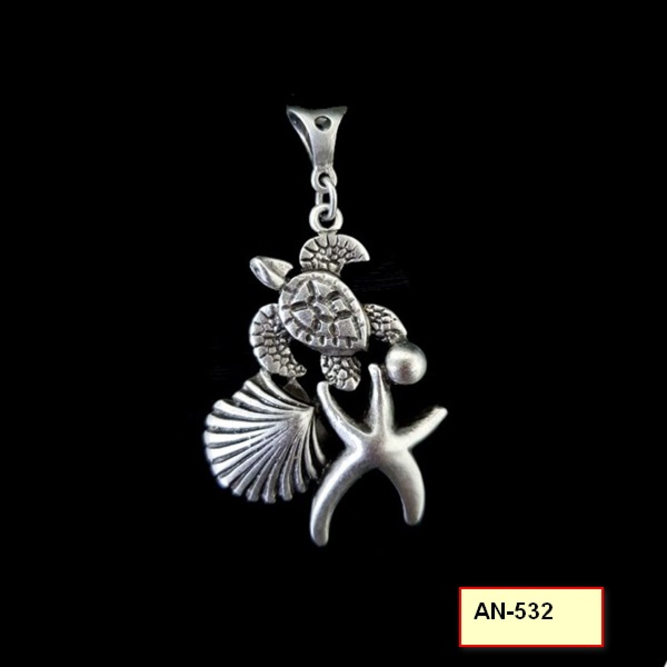 AN-532 - Silver Plated Zamac/Pewter Pendant