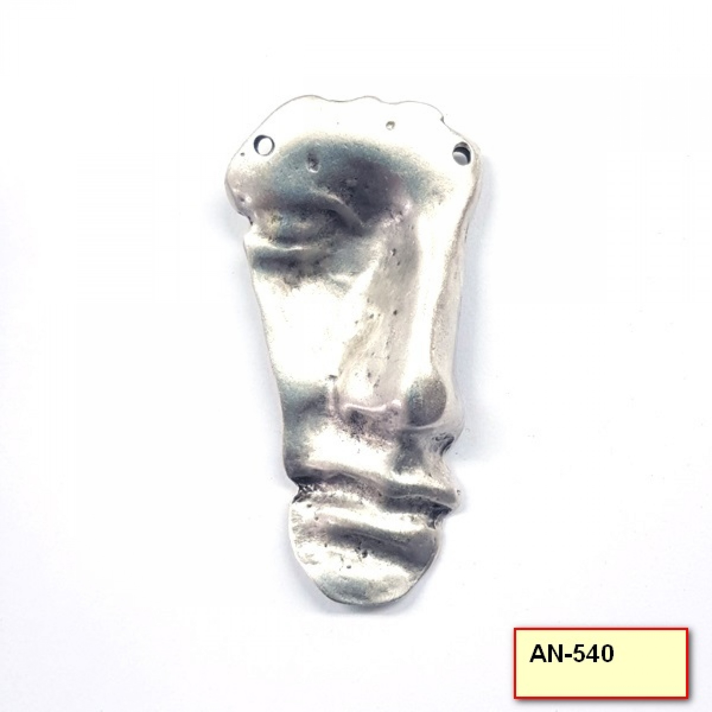 AN-540 - Silver Plated Zamac/Pewter Pendant