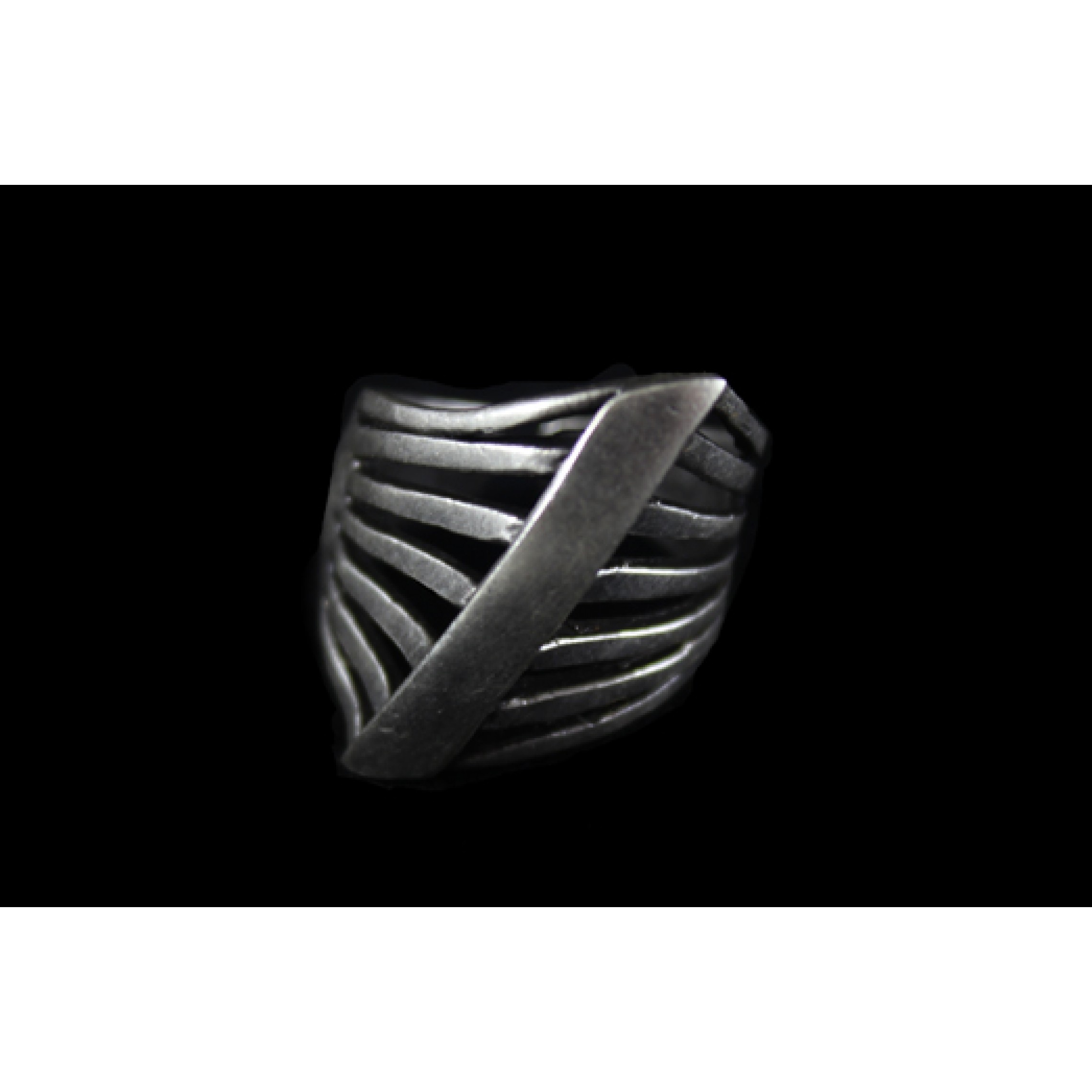 AR-095 - Silver Plated Zamac/Pewter Ring