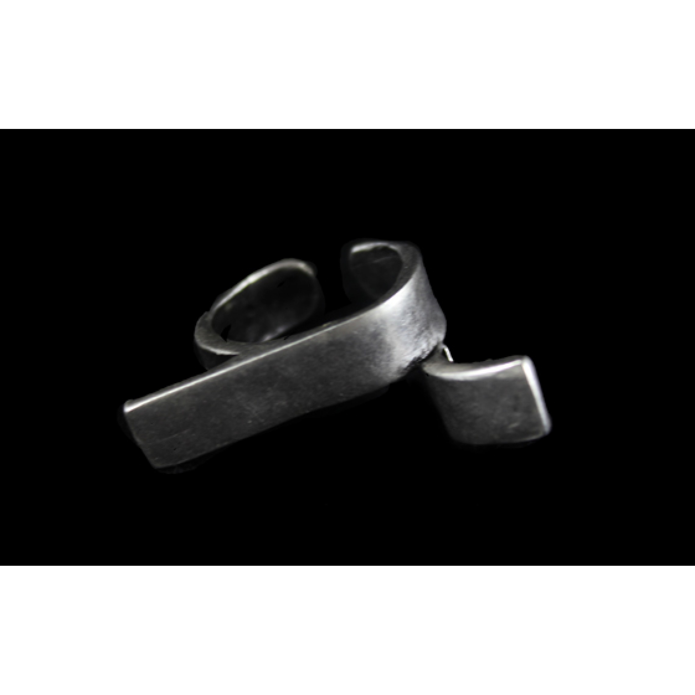 AR-097 - Silver Plated Zamac/Pewter Ring