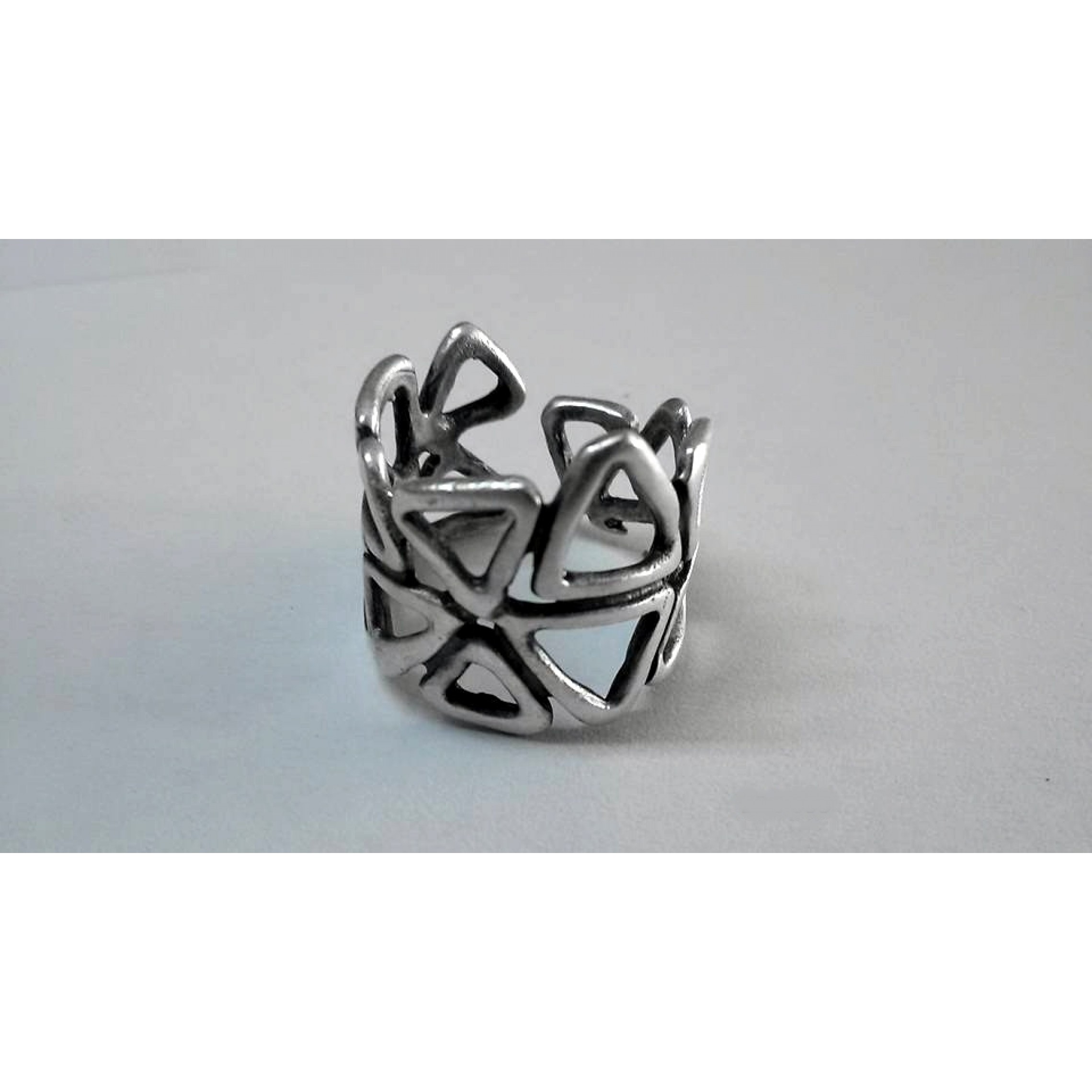 AR-114 - Silver Plated Zamac/Pewter Ring
