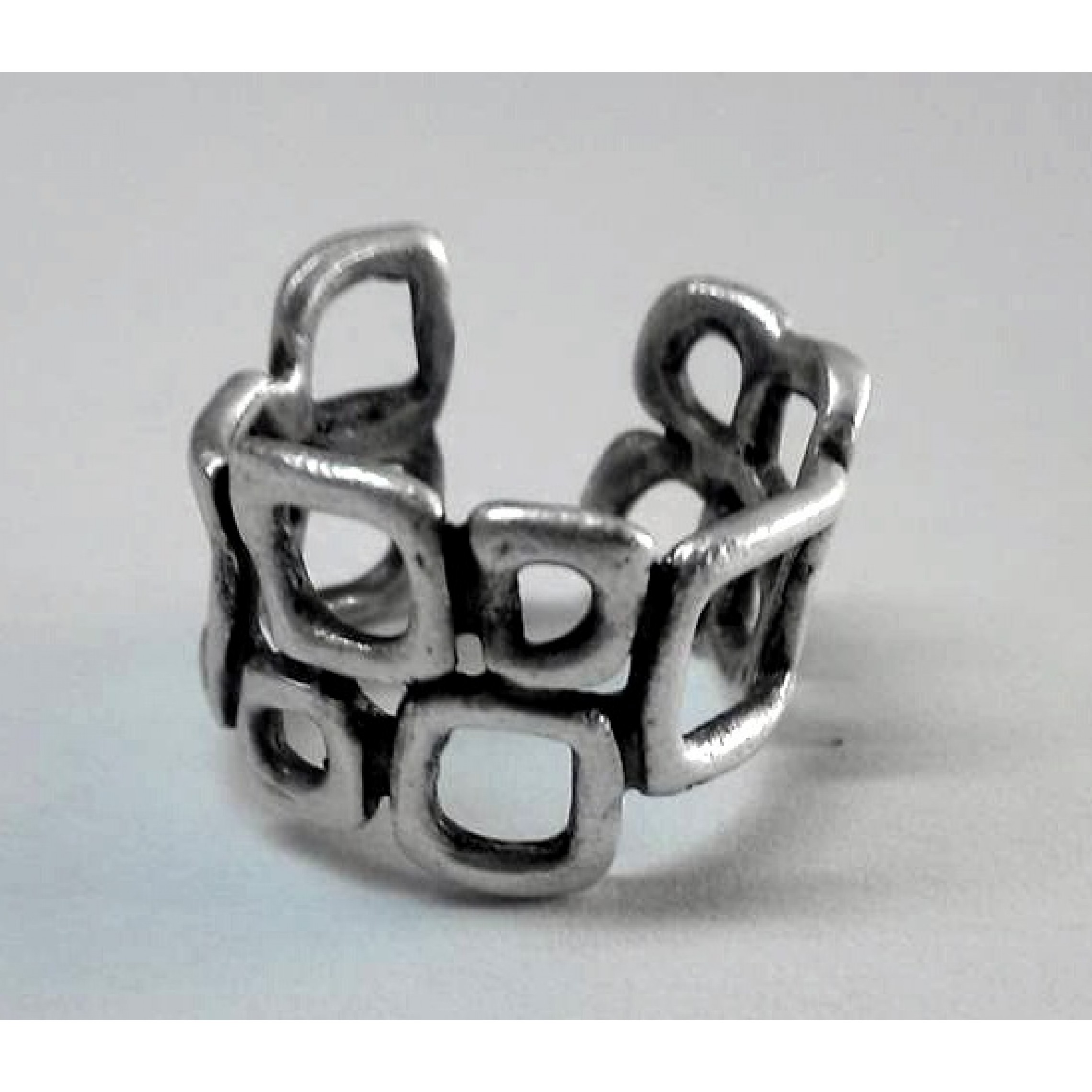 AR-117 - Silver Plated Zamac/Pewter Ring