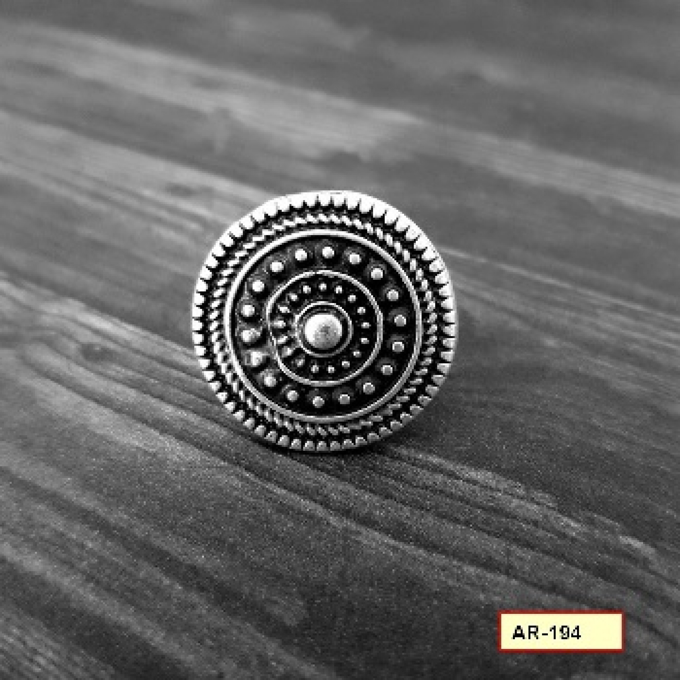 AR-194 - Silver Plated Zamac/Pewter Ring