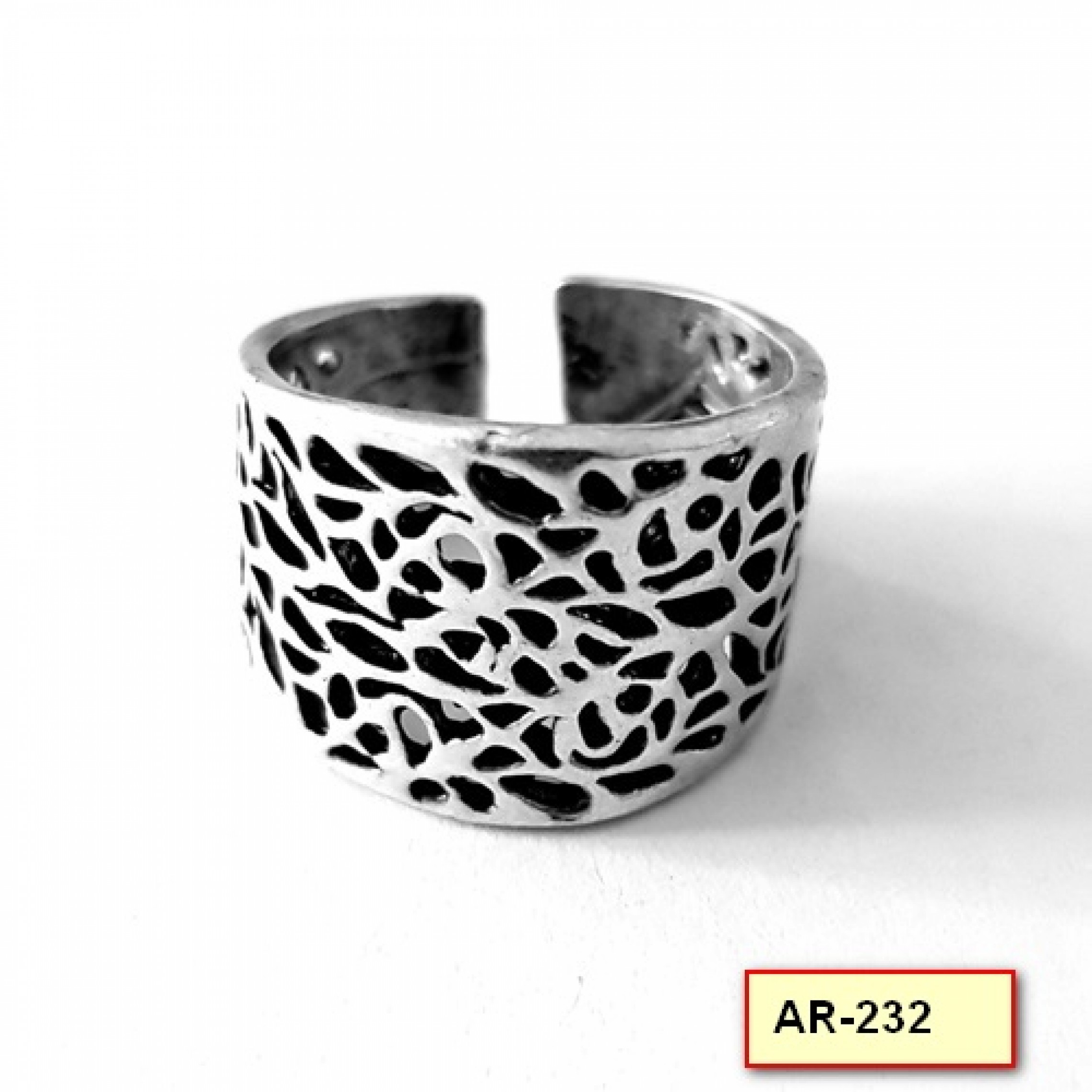 AR-232 - Silver Plated Zamac/Pewter Ring