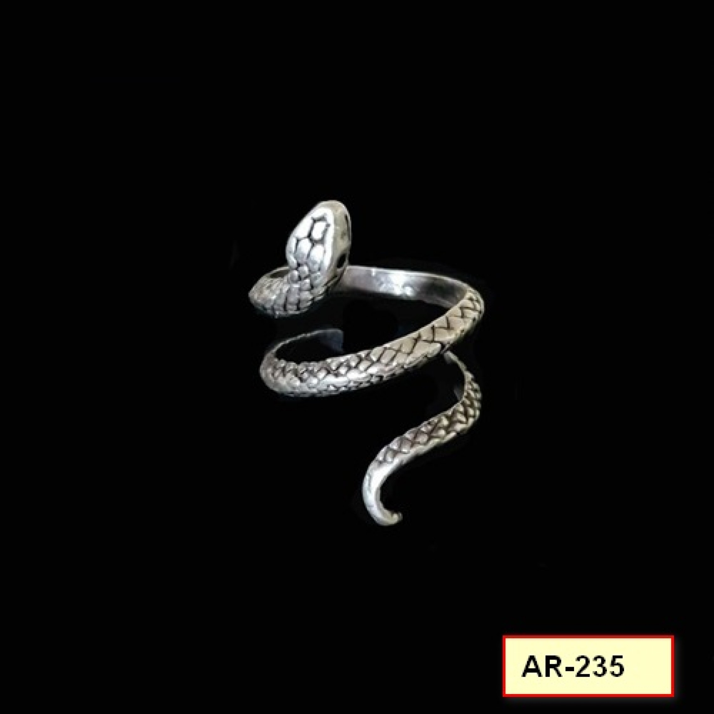 AR-235 - Silver Plated Zamac/Pewter Ring